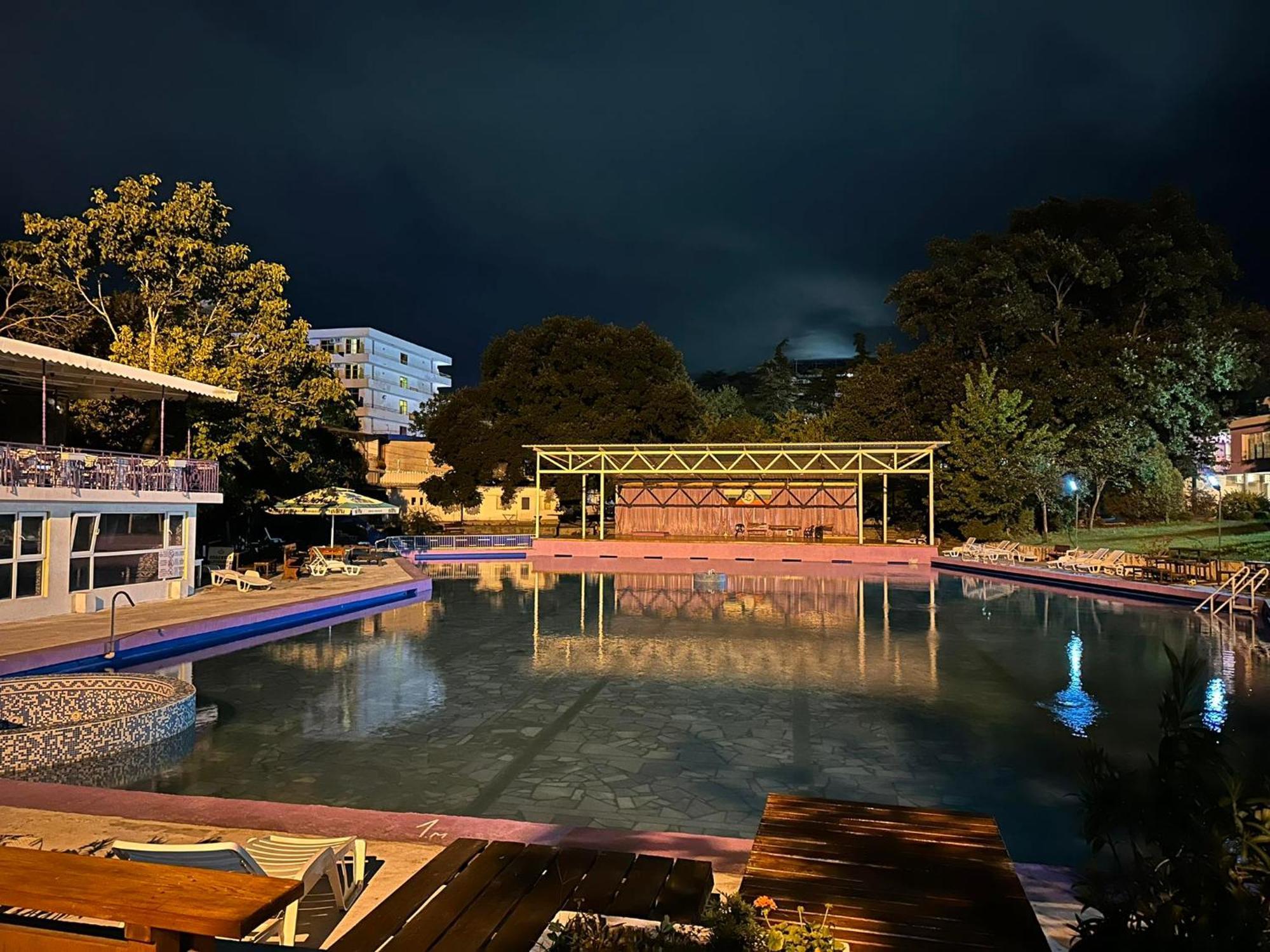 Хотел Рива Golden Sands Exterior foto