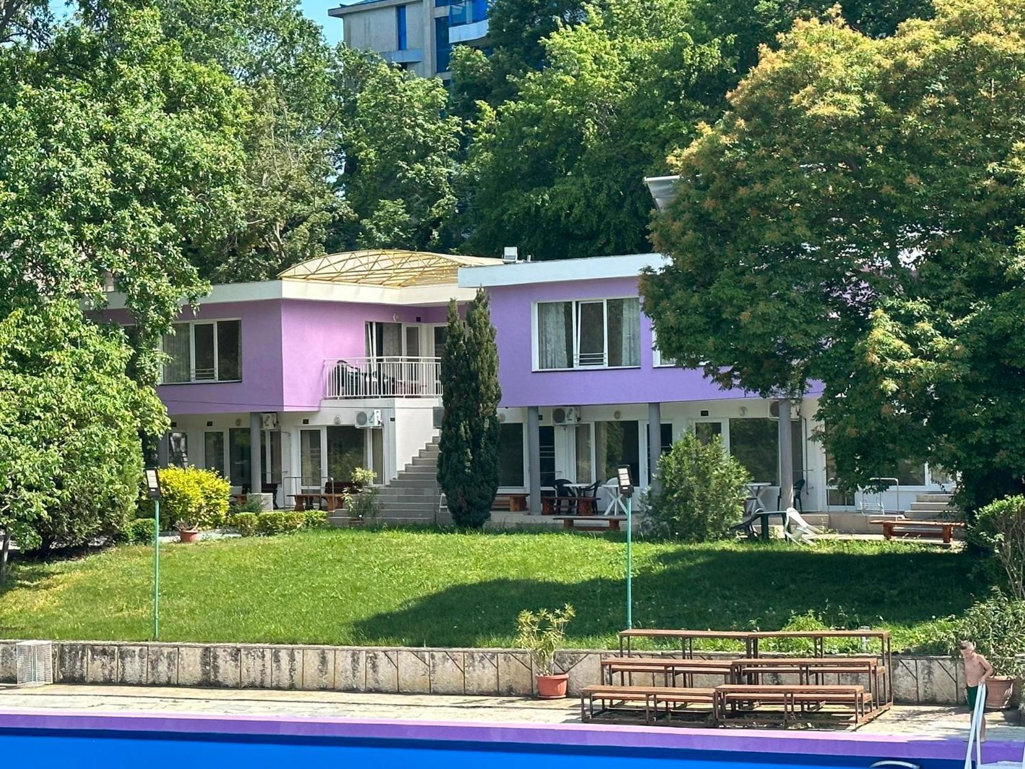 Хотел Рива Golden Sands Exterior foto