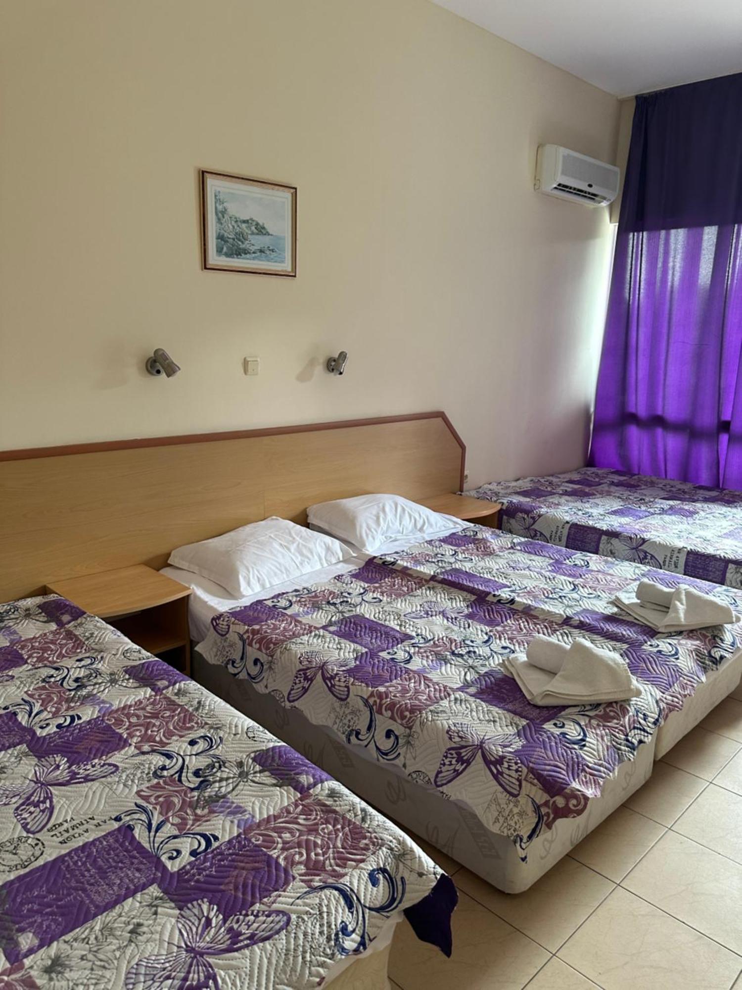 Хотел Рива Golden Sands Exterior foto